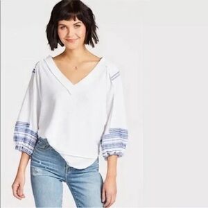 Free People - We The Free Bubble V Neck Boho Embroidered Bubble Sleeves Blouse M
